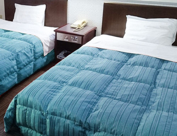 ボックスタイプのベッドカバー/羽毛布団